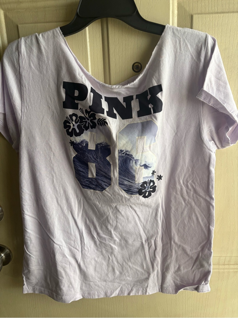 PINK Victoria's Secret Light Lavender Graphic Tee with 86 Wave Print